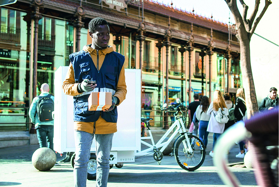 Last mile delivery header in desktop version